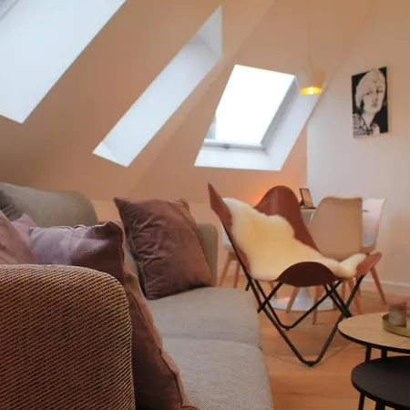 Apartment Charming With Cathedral View! On The 4th Floor
